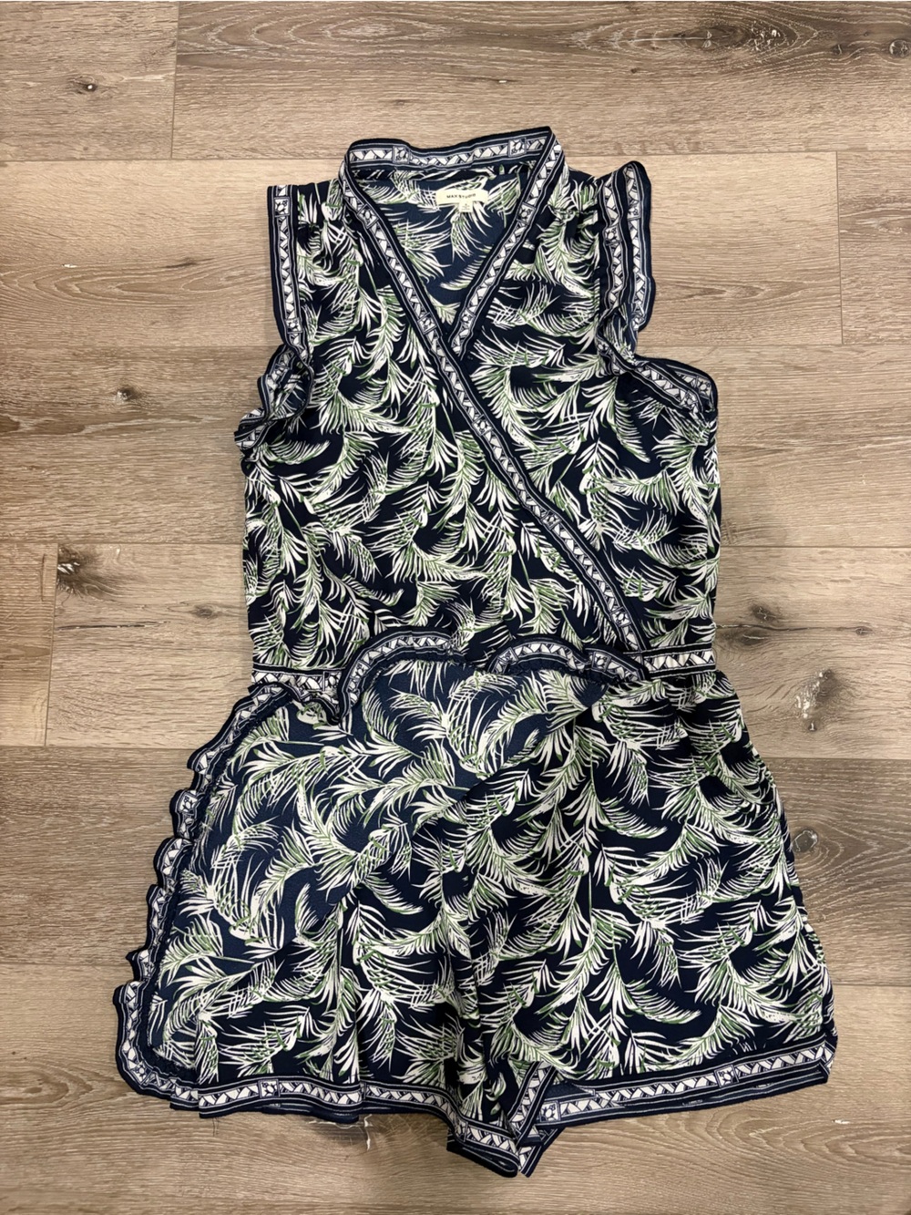 Max Studio Navy and Pale Green Leaf Print Ruffle Sleeve Top